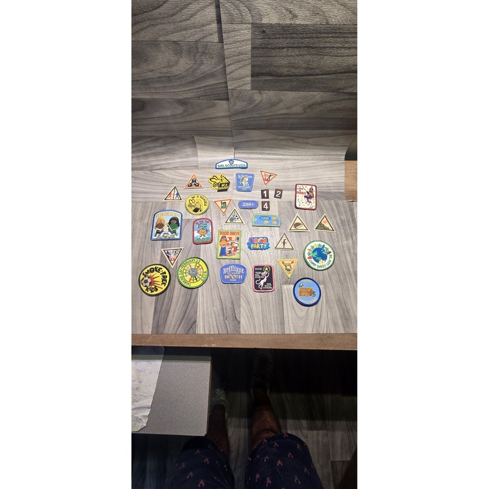 mixed collection of vintage Girl Scout embroidered badges & patches 90's/00's